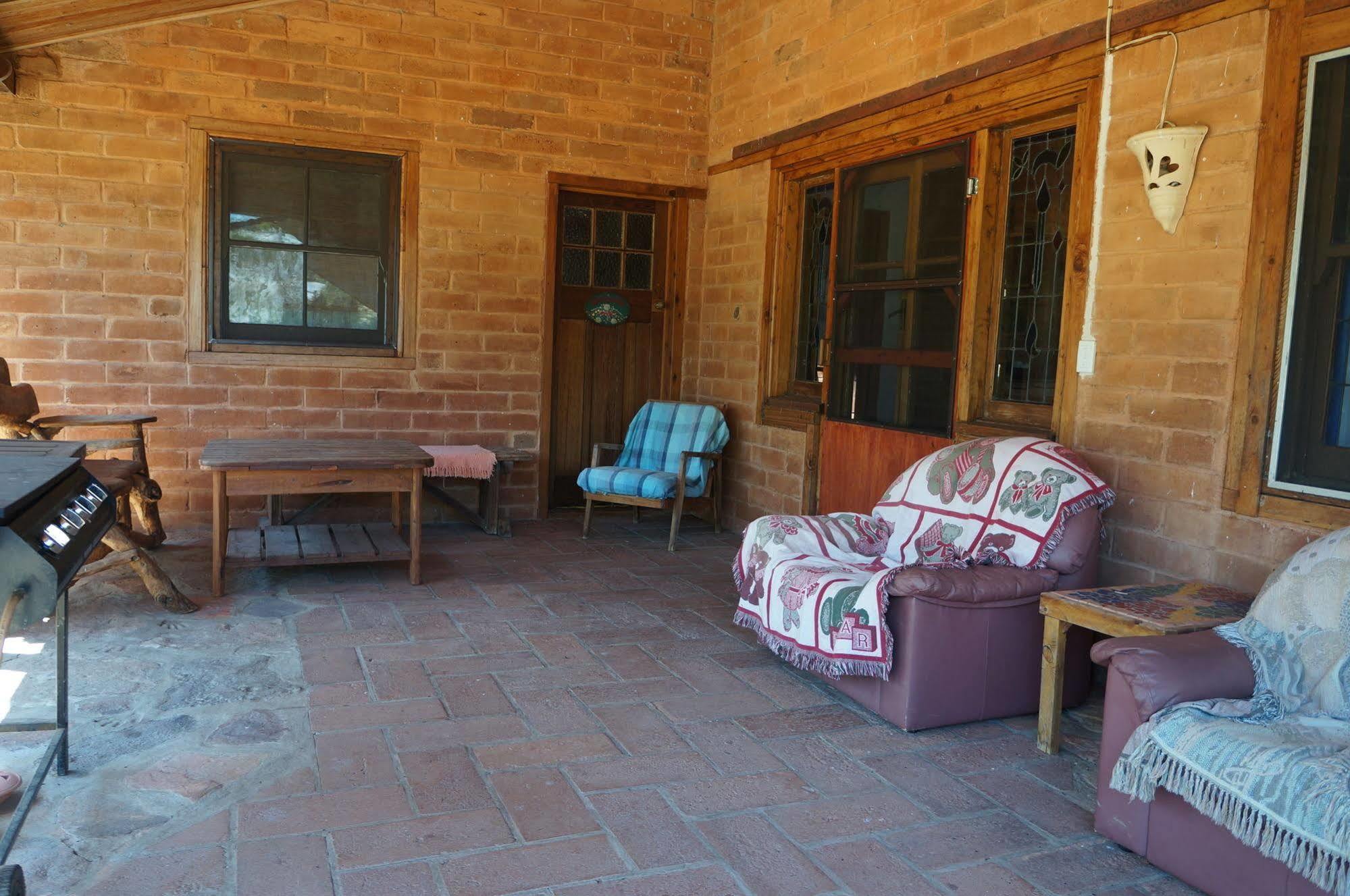 Pilliga Pottery Creative Farmstay Кунабарабран Екстер'єр фото
